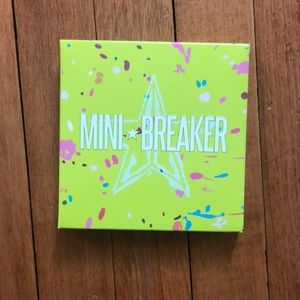Jeffree Star Cosmetics mini breaker palette